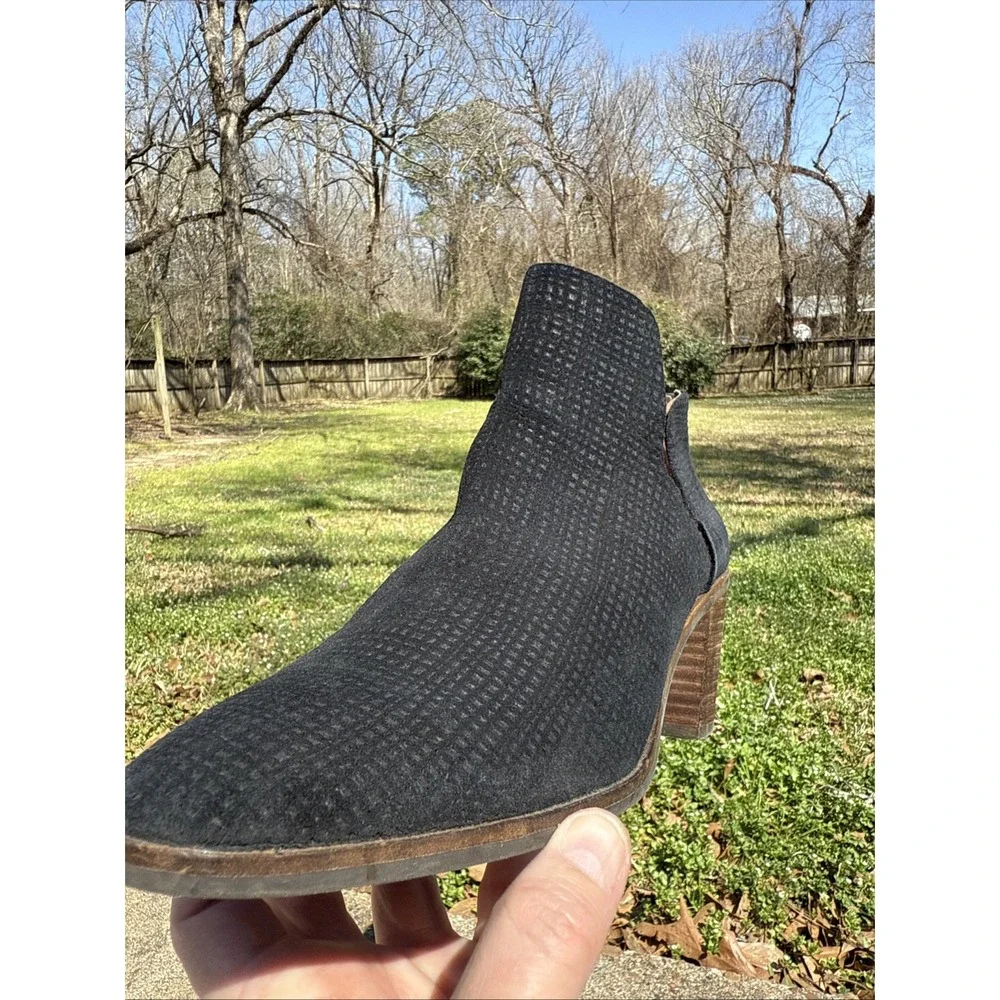 Women's Lucky Brand Leather Bootie Black Size 8.5 Zip Back Suede Cutout Ankle‎